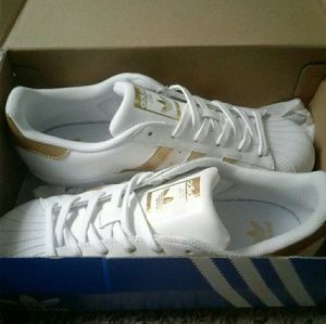 Never Worn Metallic Gold Adidas Superstars